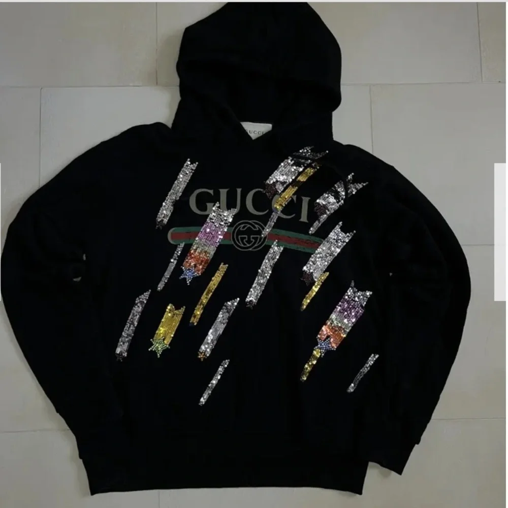 - Auth Gucci Black Sequin Hoodie - Picture 4 of 5